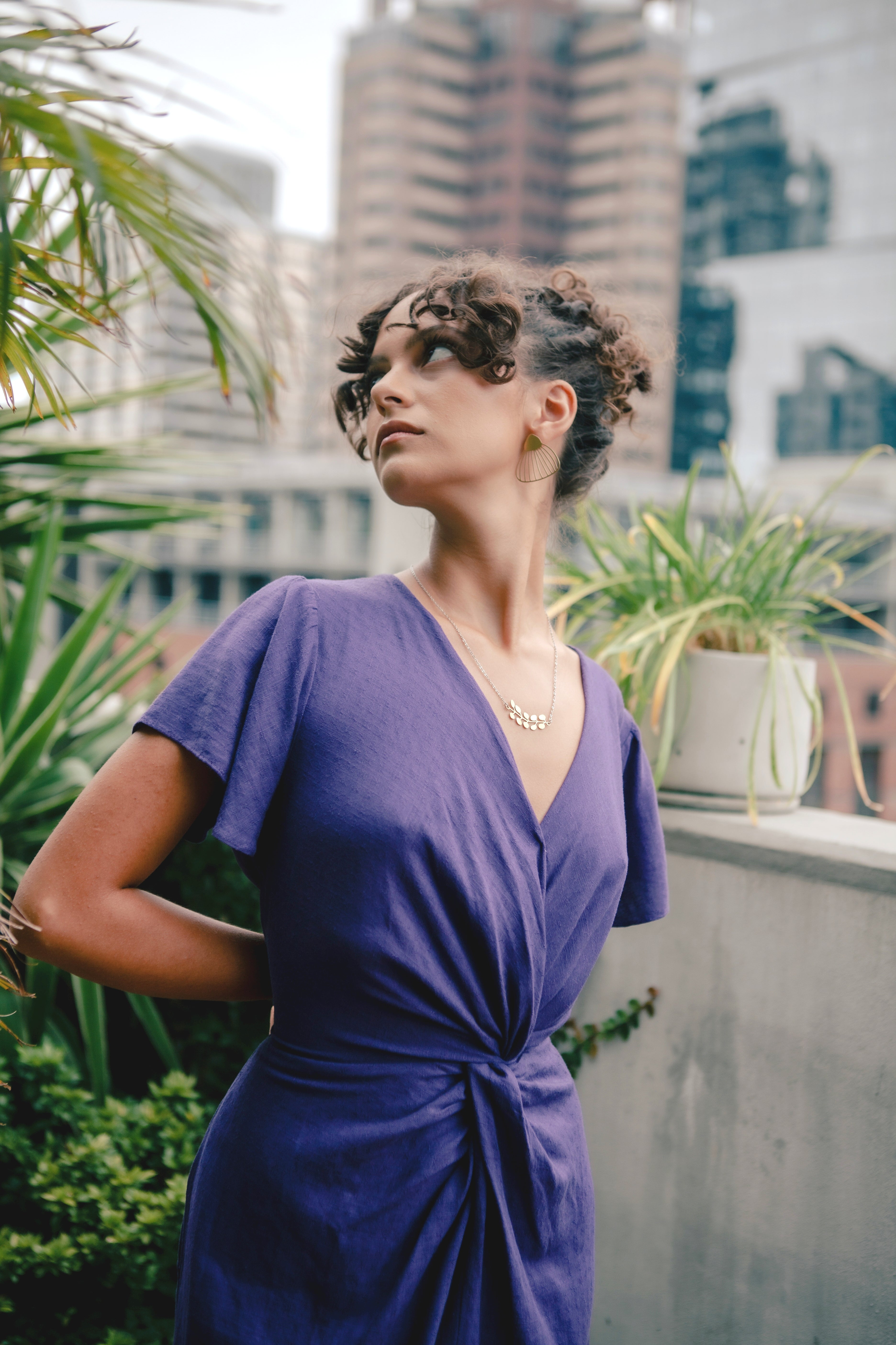 Knot dress -  Frill sleeve