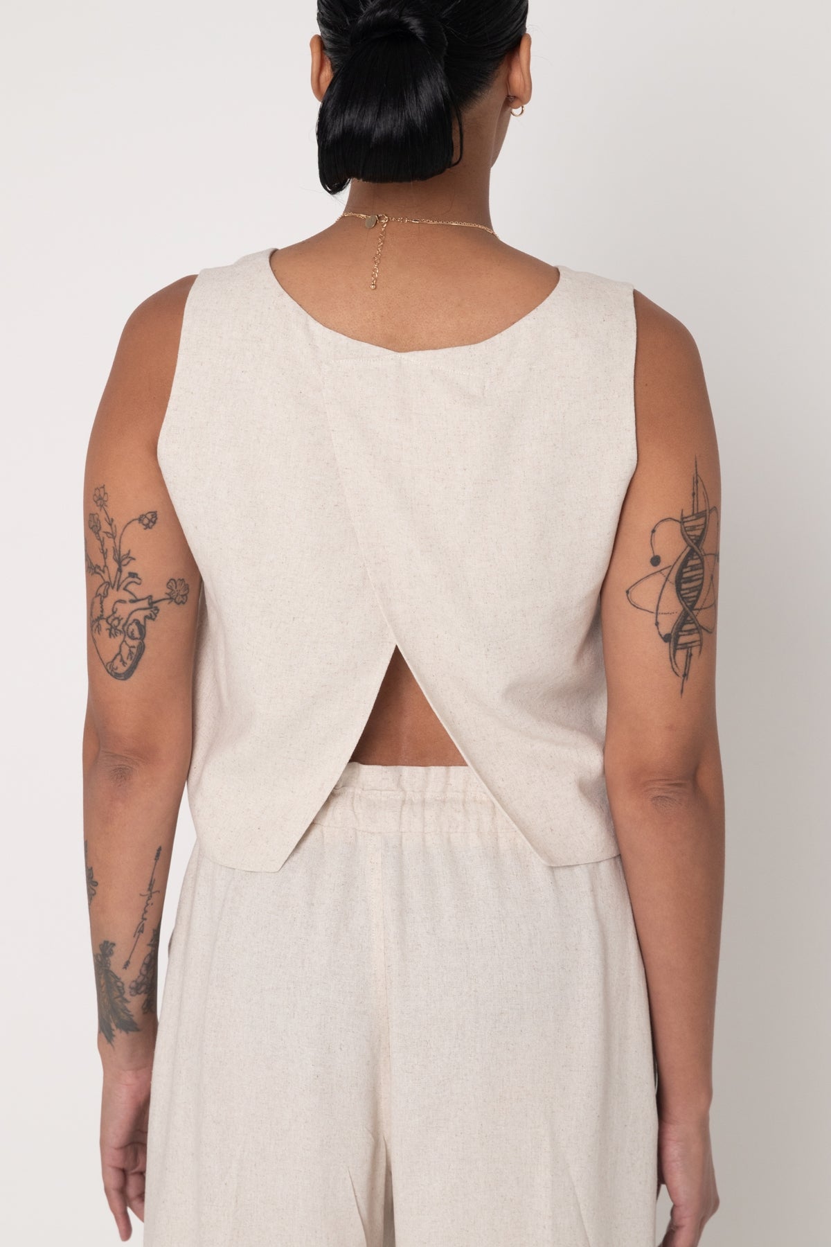 Open Back top